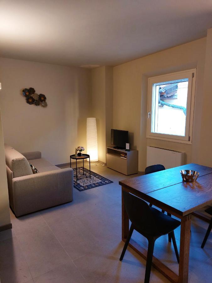 The 6 Apartments Rimini Eksteriør billede