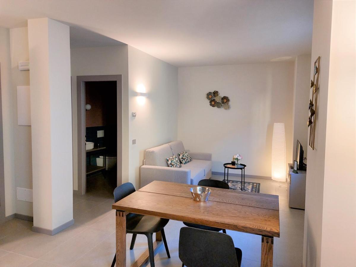 The 6 Apartments Rimini Eksteriør billede