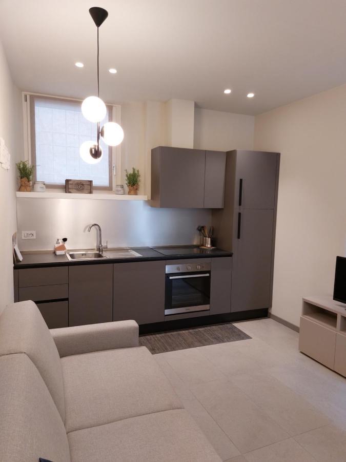The 6 Apartments Rimini Eksteriør billede